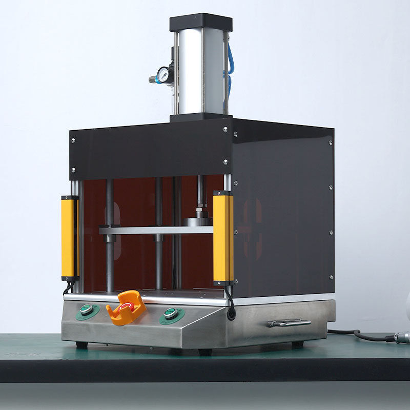 RaumaAir tightness test fixture